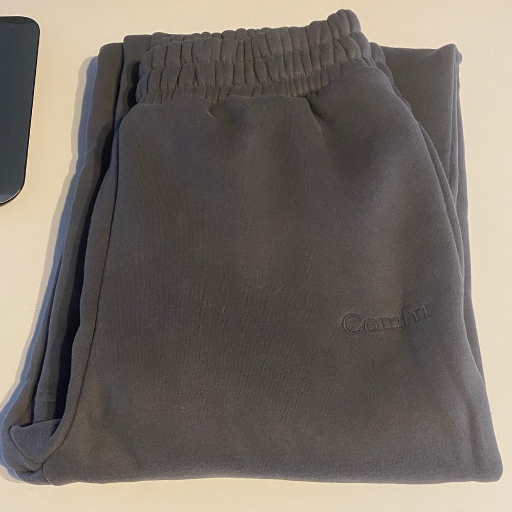 Comfrt Unisex Charcoal Joggers